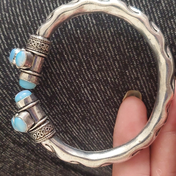New Unique Milky Opal Silver Cuff Bracelet. - Picture 5 of 12